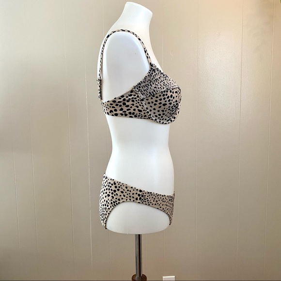 Leopard Print Bikini - Picture 4 of 12